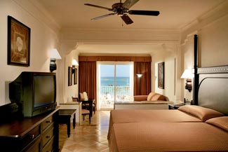 Junior Suite Ocean View - Hotel Riu Palace Aruba - All Inclusive 24 hours Junior Suite Ocean View - Hotel Riu Palace Aruba - All Inclusive 24 hours