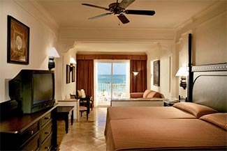 Suite Ocean View - Hotel Riu Palace Aruba - All Inclusive 24 hours Suite Ocean View - Hotel Riu Palace Aruba - All Inclusive 24 hours
